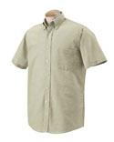 Men Short Sleeve Wrinkle Resistant Oxford Shirt